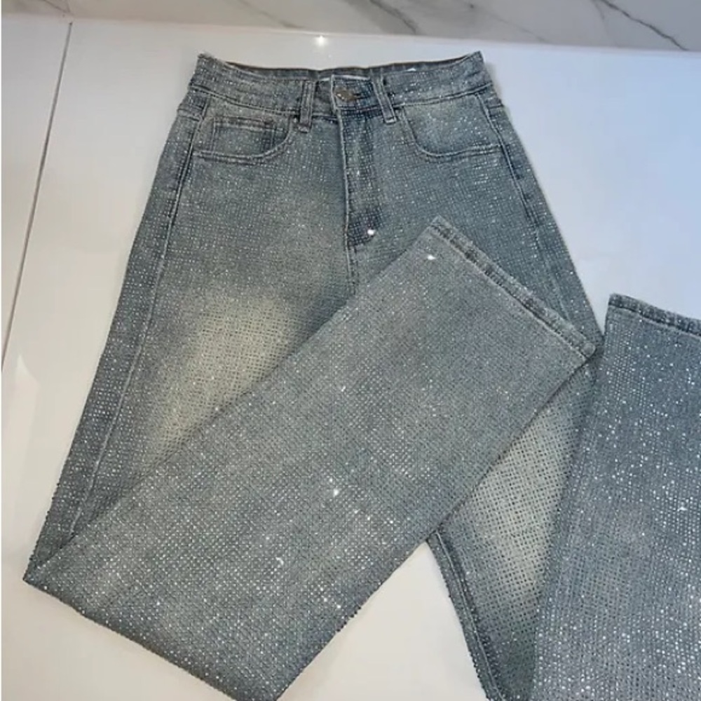 DIAMOND STRAIGHT LEG JEANS